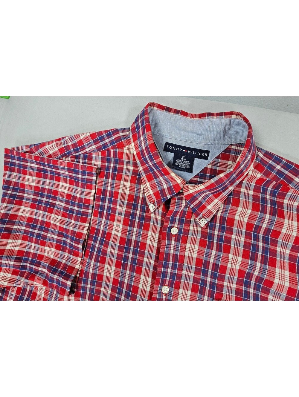 Tommy Hilfiger Red White & Blue Short Sleeve Plaid Button-Down Shirt. Size XL